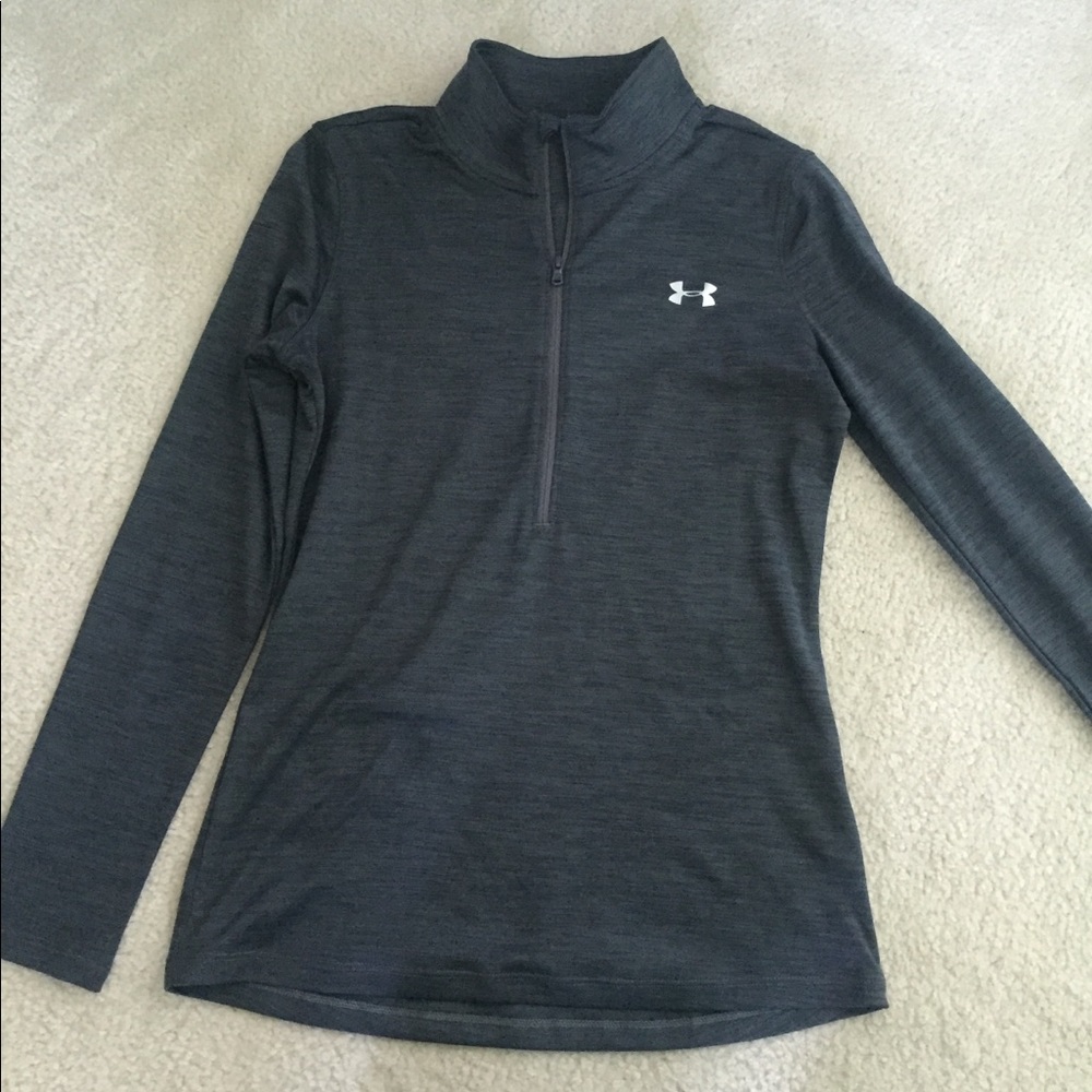Charcoal gray HeatGear Half-zip
